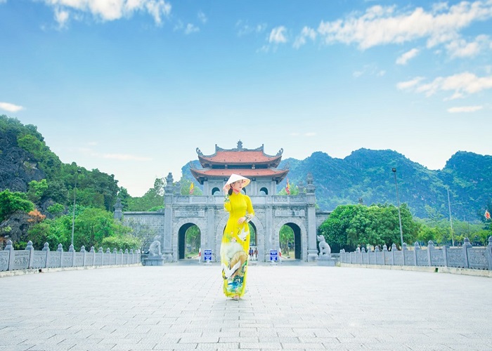 Ninh Bình có những điểm du lịch tâm linh nổi bật